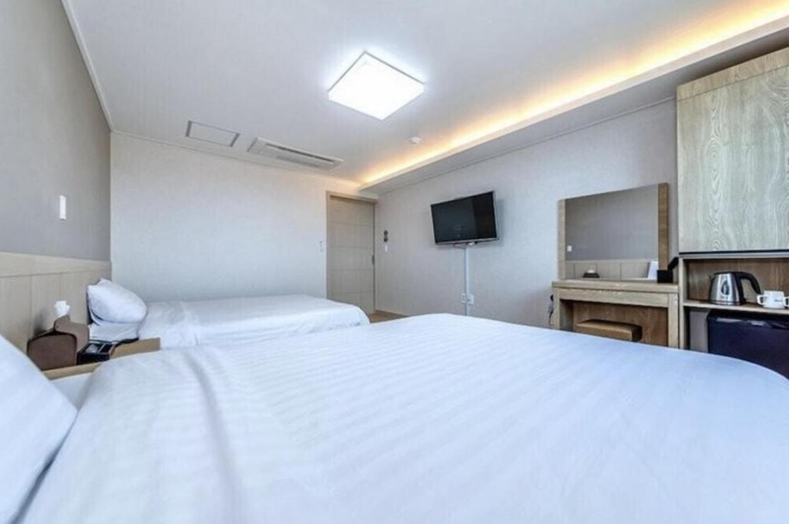 Sh Jungmoon City Stay Seogwipo Eksteriør billede